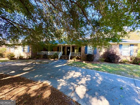 Photo of 230 Ridge Circle, Dublin, GA 31021 (MLS # 10628957)