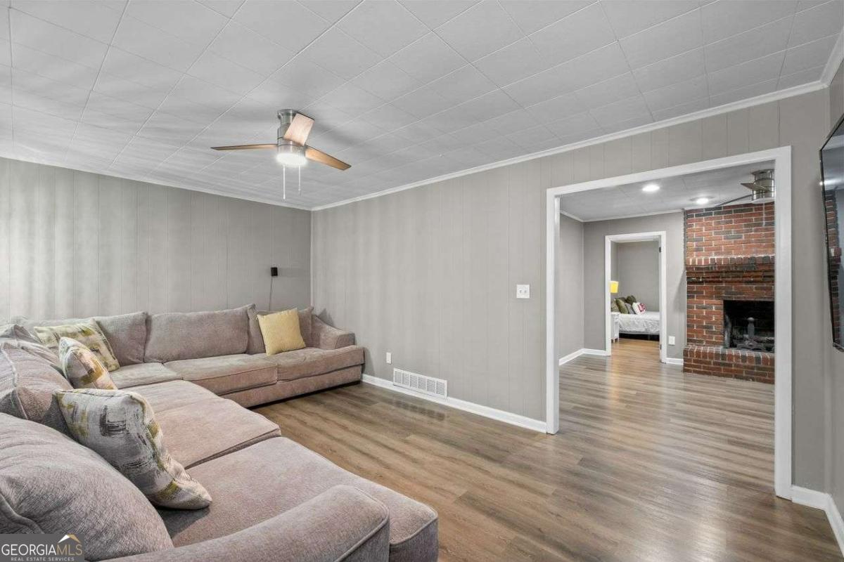 1270 PEEKS FORD RD SE