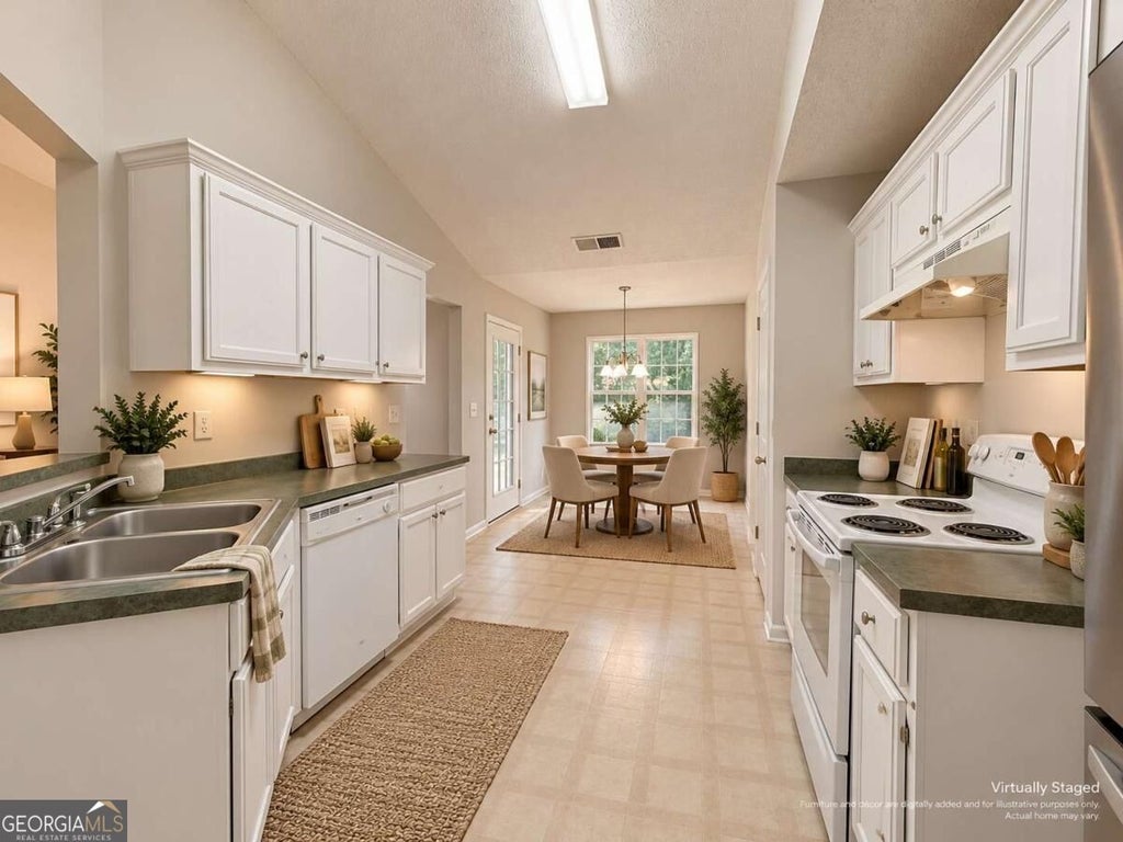 Photo of 312 Willow Way, Griffin, GA 30224 (MLS # 10878514)