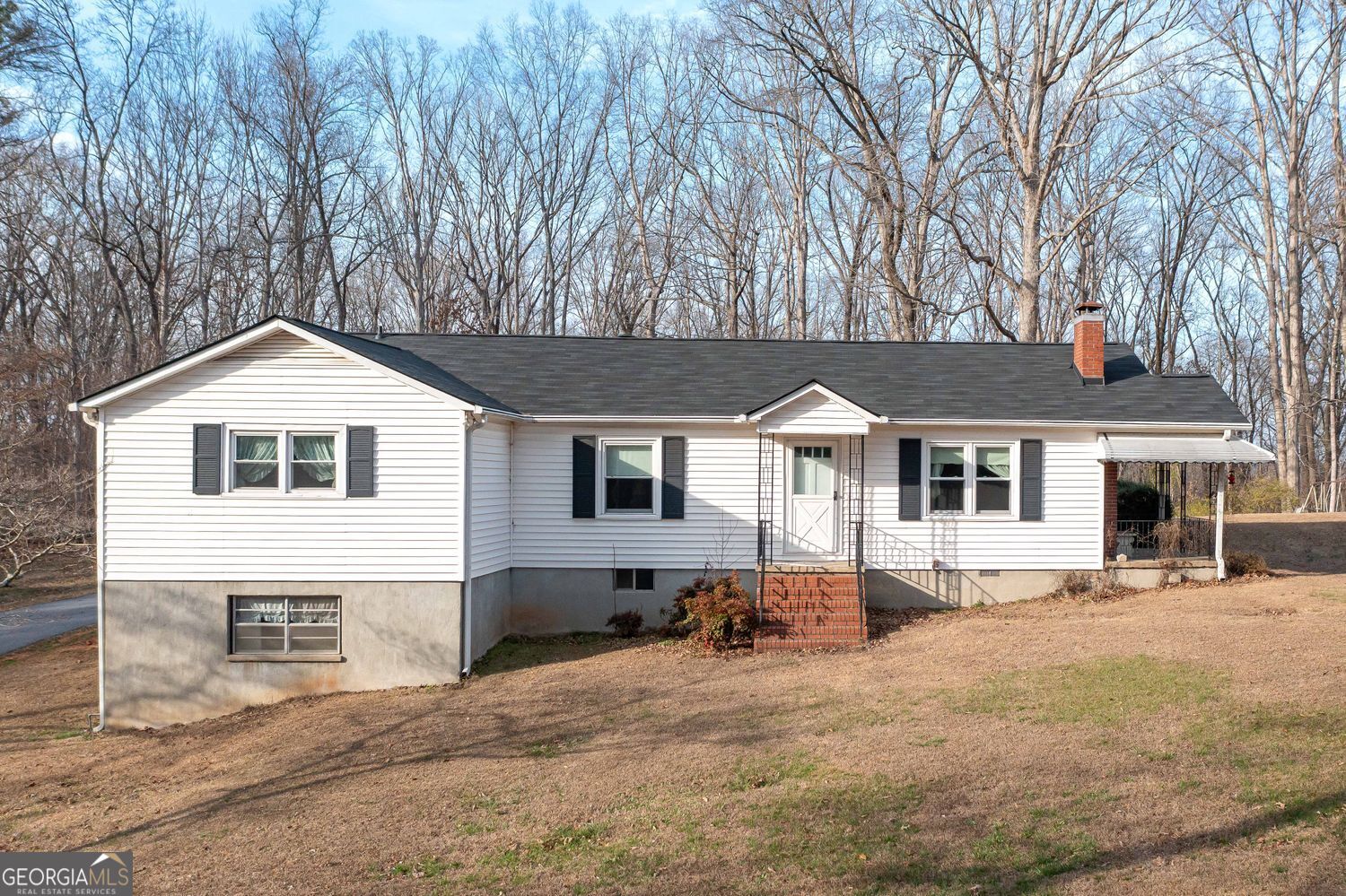 437 SE Cooper Lake RD SE