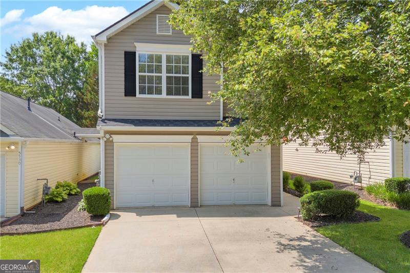 5520 Mountain Top PL