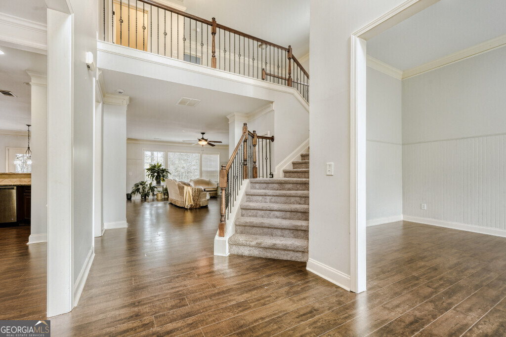 3613 Lake Estates WAY