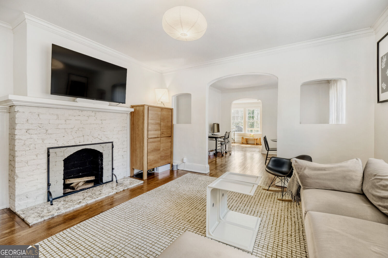 1049 Glenwood AVE SE