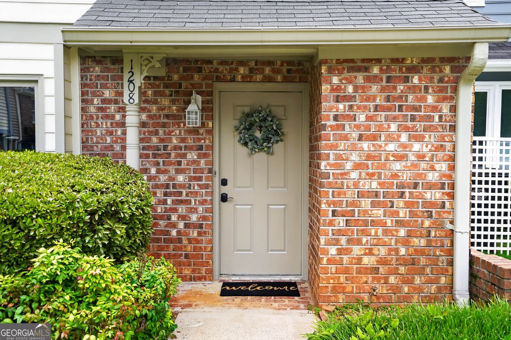 Photo of 1208 Shiloh Circle NW, Kennesaw, GA 30144 (MLS # 10777789)