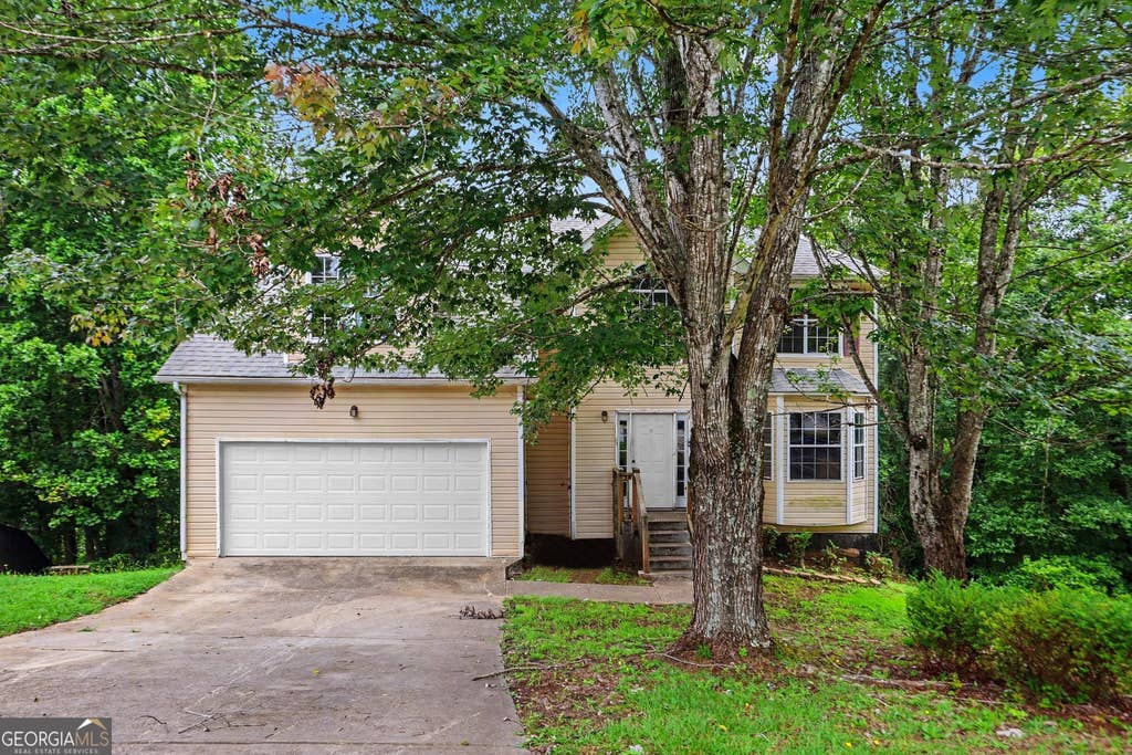 Photo of 4466 Pipemaker Bluff, Douglasville, GA 30135 (MLS # 10818144)