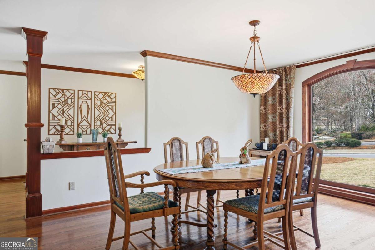 903 Chestnut Hill RD SW