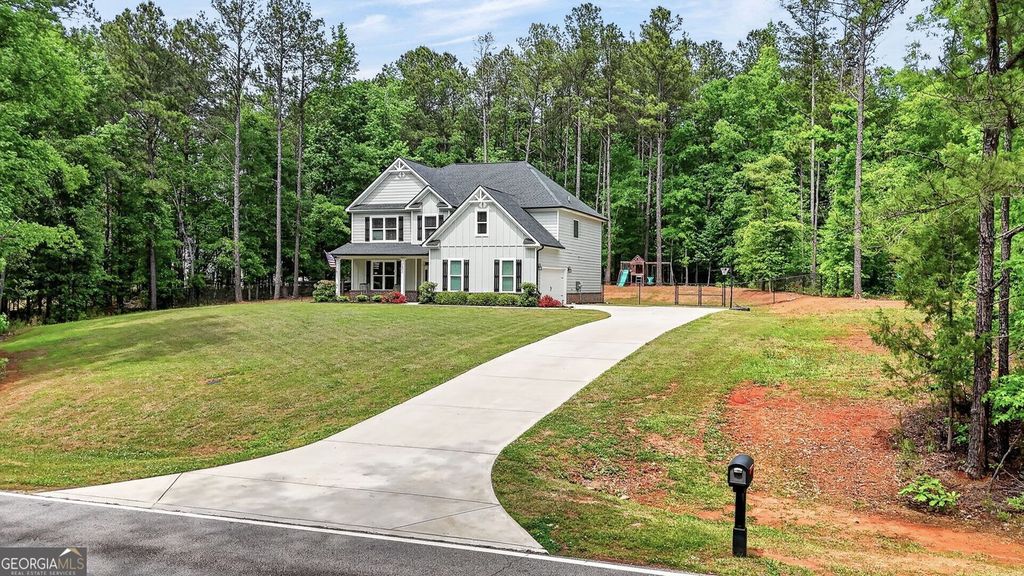 Photo of 1215 Mt Bethel Road, McDonough, GA 30252 (MLS # 10755596)