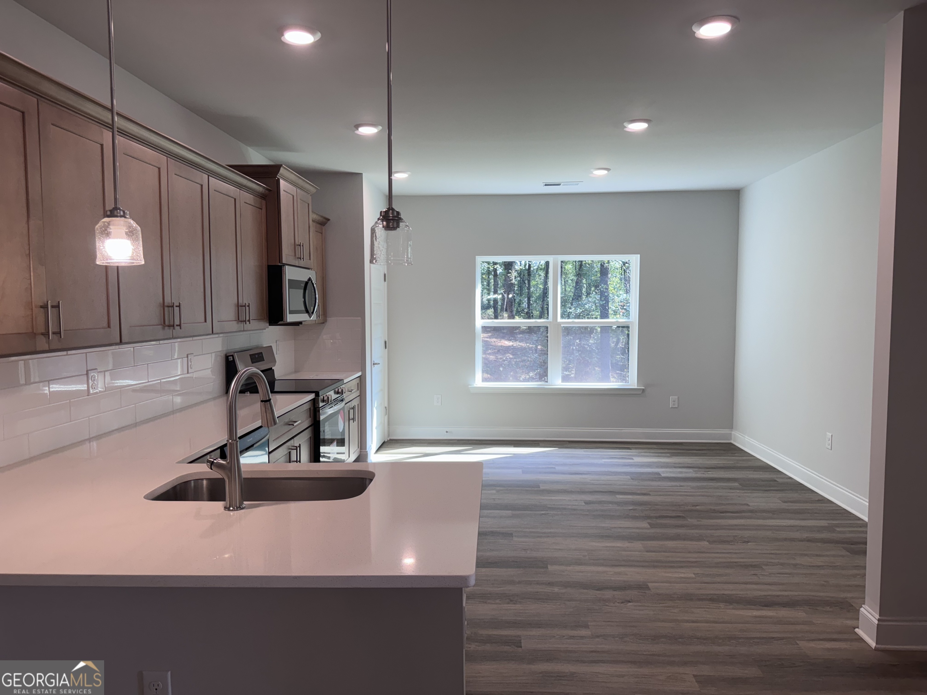 80 Red Cherry WAY