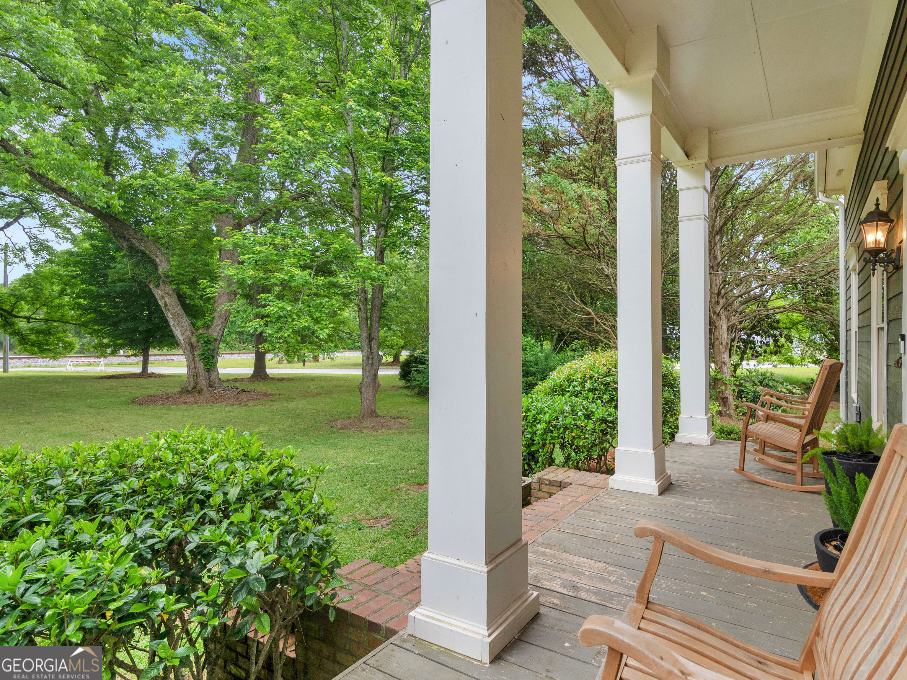 239 Pecan DR