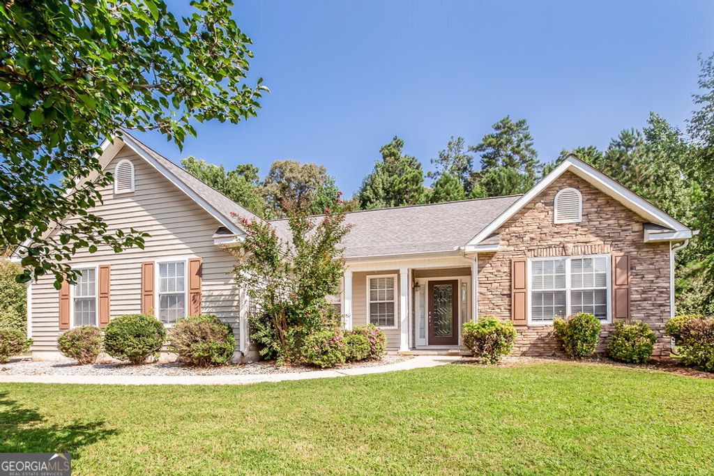 Photo of 2037 Reserve Parkway, McDonough, GA 30253 (MLS # 10812557)