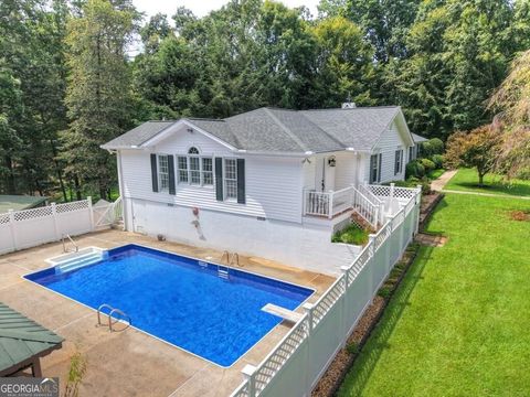 Photo of 36 Timberland Drive, Ellijay, GA 30540 (MLS # 10594266) Photo of 36 Timberland Drive, Ellijay, GA 30540 (MLS # 10594266)