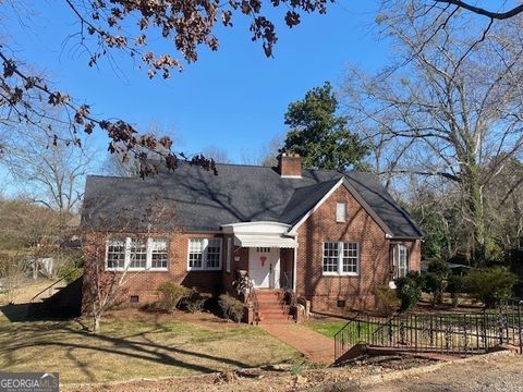 311 E 4th ST West Point GA 31833