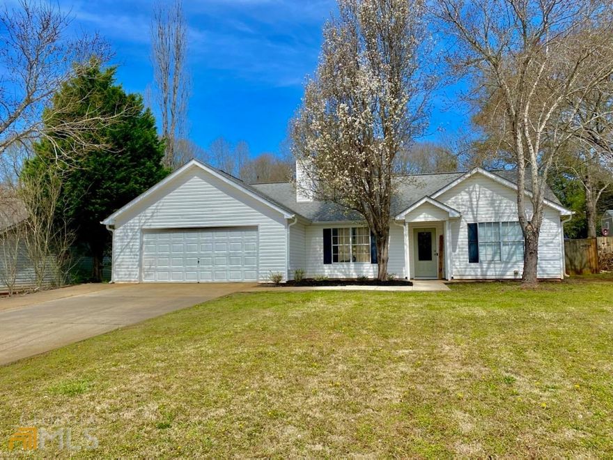 Come view this well maintained 3 BR 2 BA home in a nice quiet subdivision. Enjoy the outdoors in your large fenced in backyard. This home is a perfect starter home located approximately 2 miles from Interstate 85. Won't last long so come see it soon!