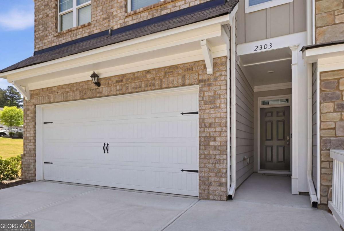 2303 Blue Monarch DR