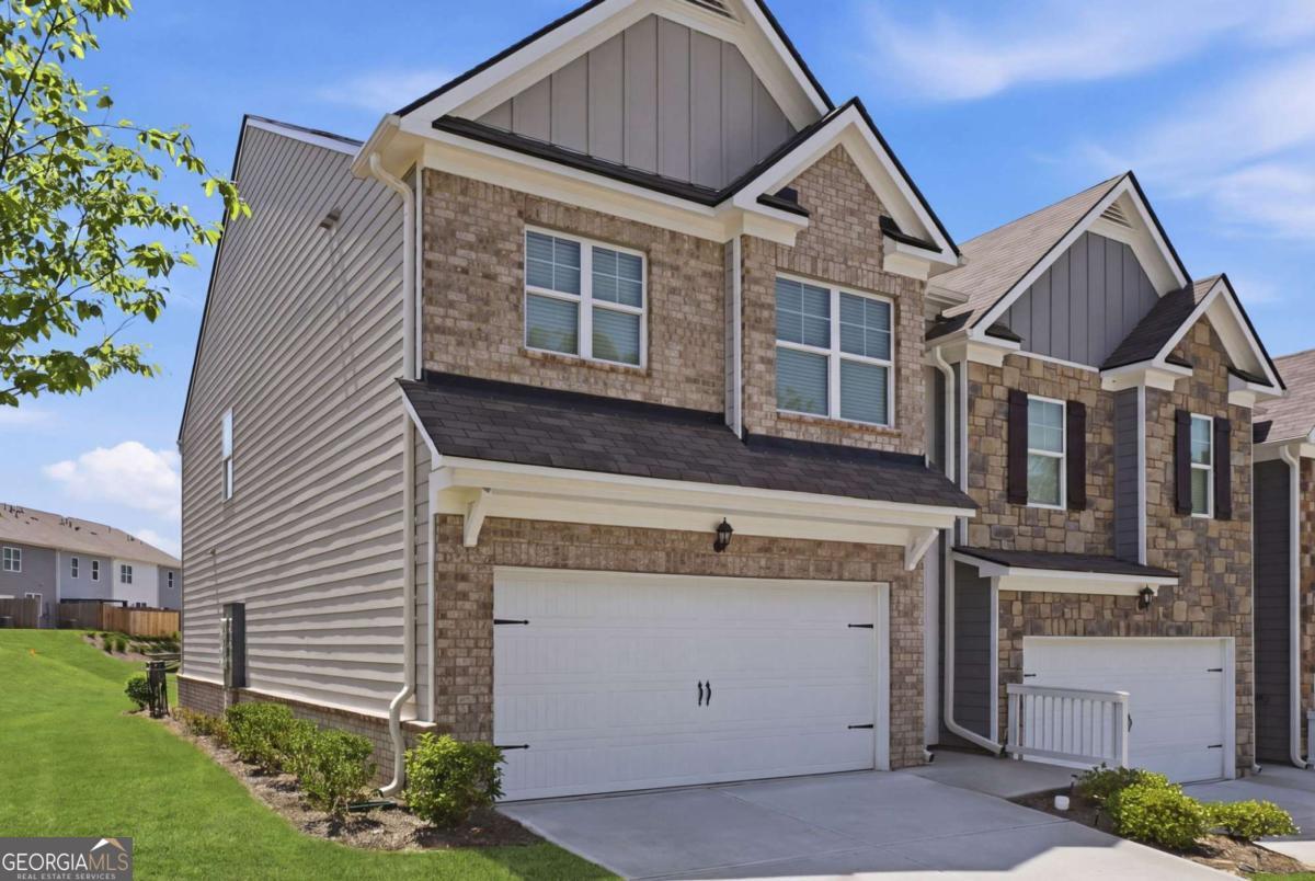 2303 Blue Monarch DR