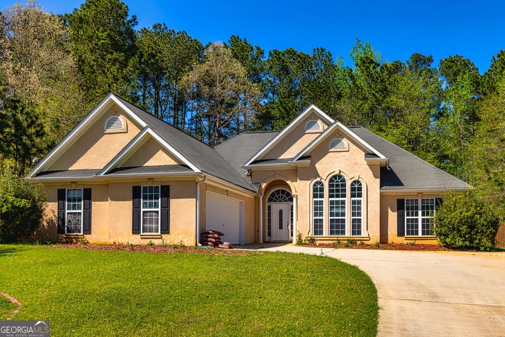 Photo of 230 Hidden Brook Trail, Fayetteville, GA 30215 (MLS # 10816760)