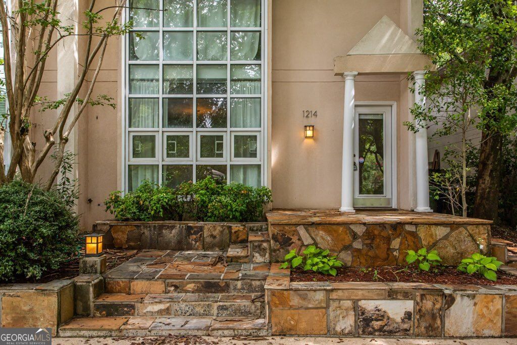 Photo of 1214 Cleburne Avenue, Atlanta, GA 30307 (MLS # 10655996)