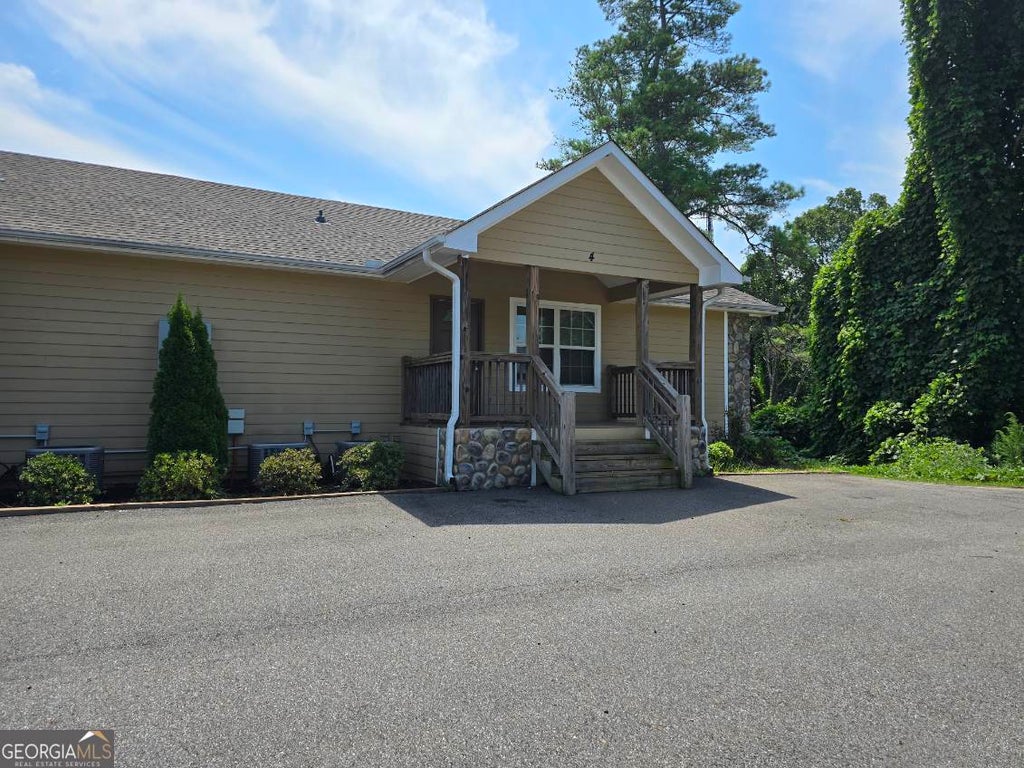 Photo of 255 LA VISTA, Blue Ridge, GA 30513 (MLS # 10841952)