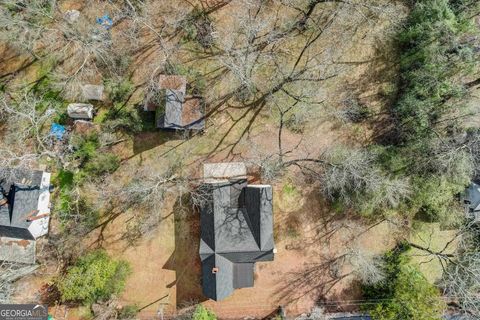 A home in Shady Dale