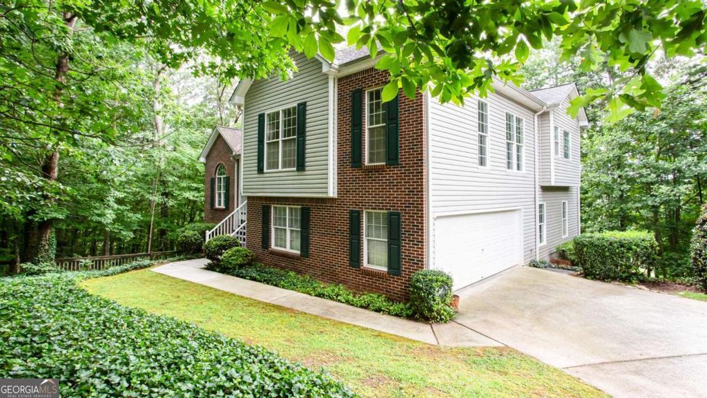 Photo of 3071 Cypress Cove, Ball Ground, GA 30107 (MLS # 10806200)