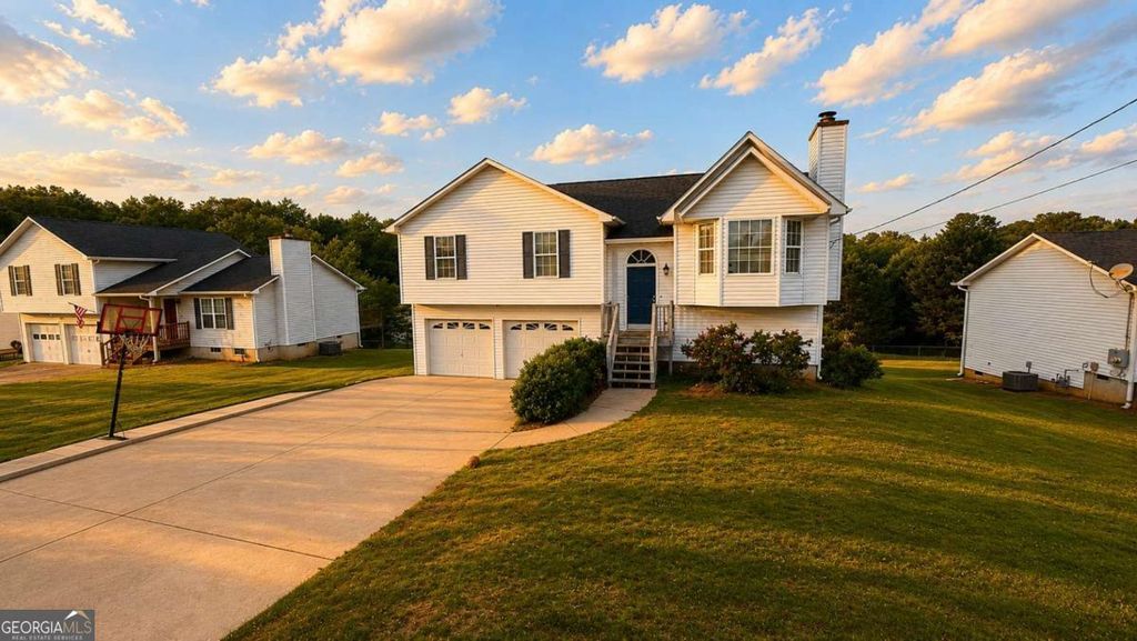 Photo of 137 Concorde Drive, Villa Rica, GA 30180 (MLS # 10771157)