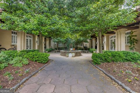 Photo of 754 Juniper Street NE #4, Atlanta, GA 30308 (MLS # 10759016)