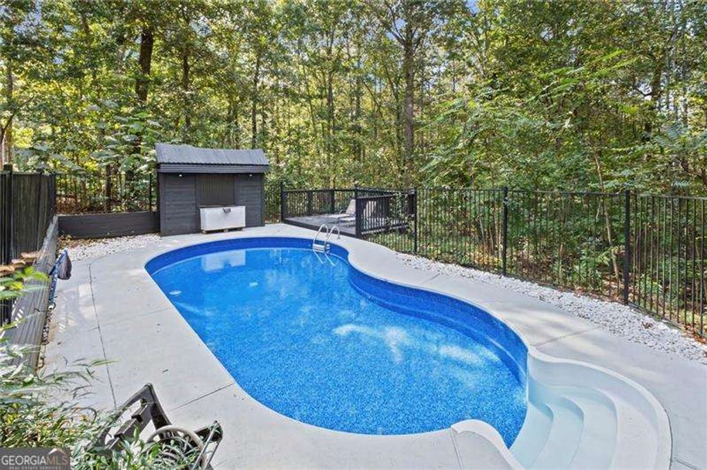 Photo of 777 Chanson Drive SW, Marietta, GA 30064 (MLS # 10720021)