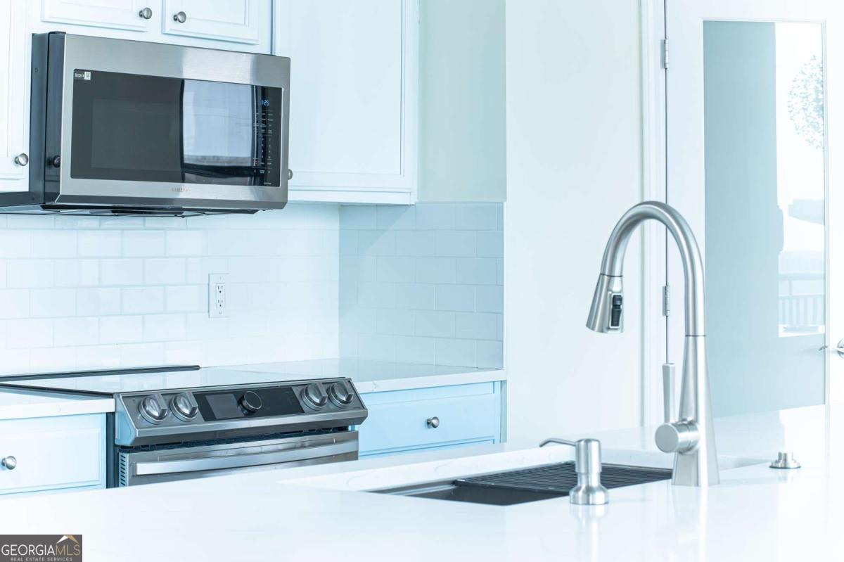 3040 Peachtree Road 1003