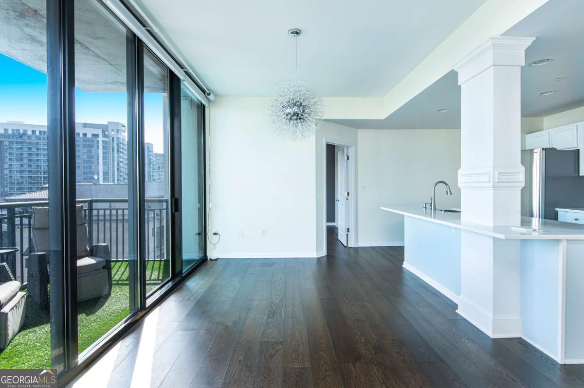 3040 Peachtree Road 1003