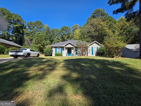 Photo of 125 Ridgefield Circle, LaGrange, GA 30241 (MLS # 10629089)