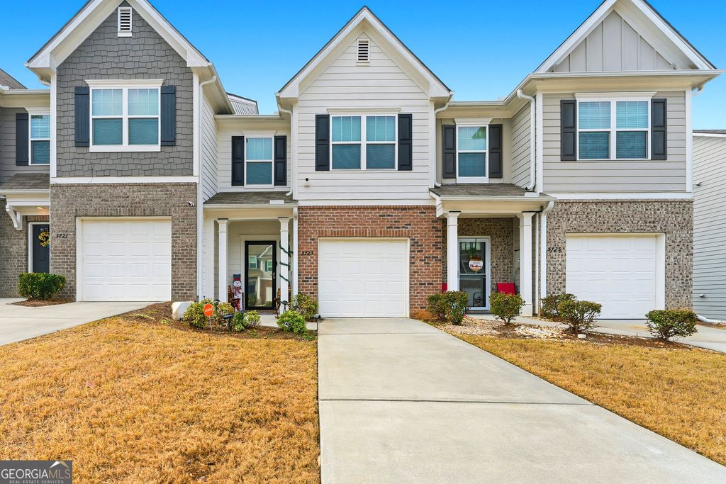 Photo of 5723 Union Pointe Drive, Union City, GA 30291 (MLS # 10661614)