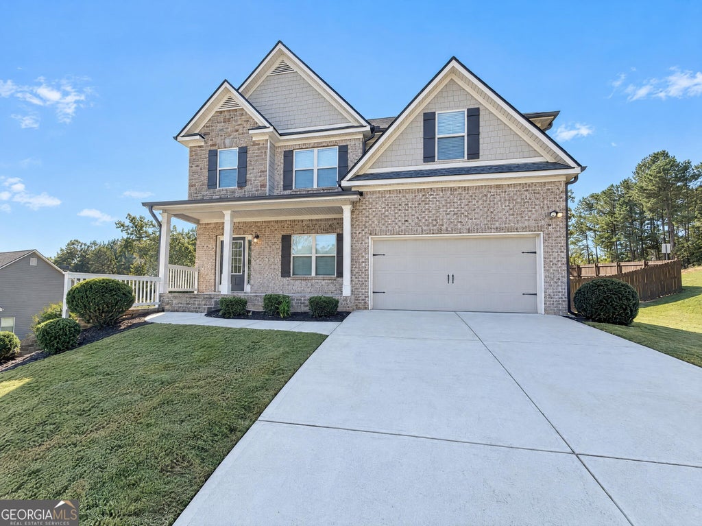 Photo of 1801 Sycamore Drive, Loganville, GA 30052 (MLS # 10879388)