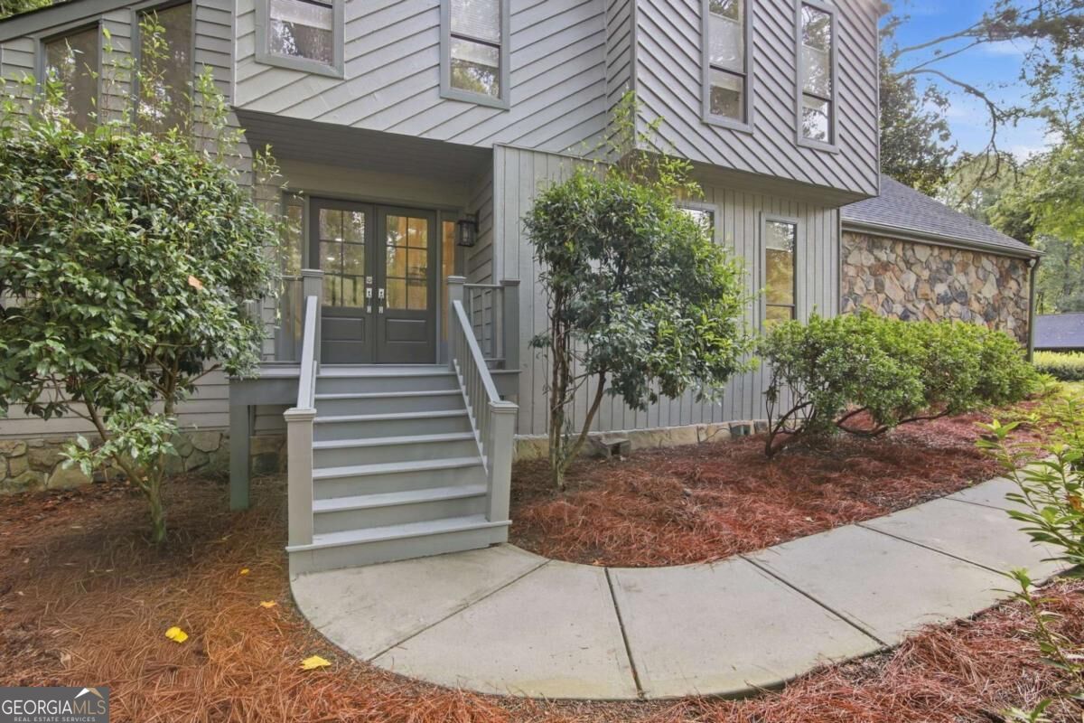 2222 Chimney Springs DR