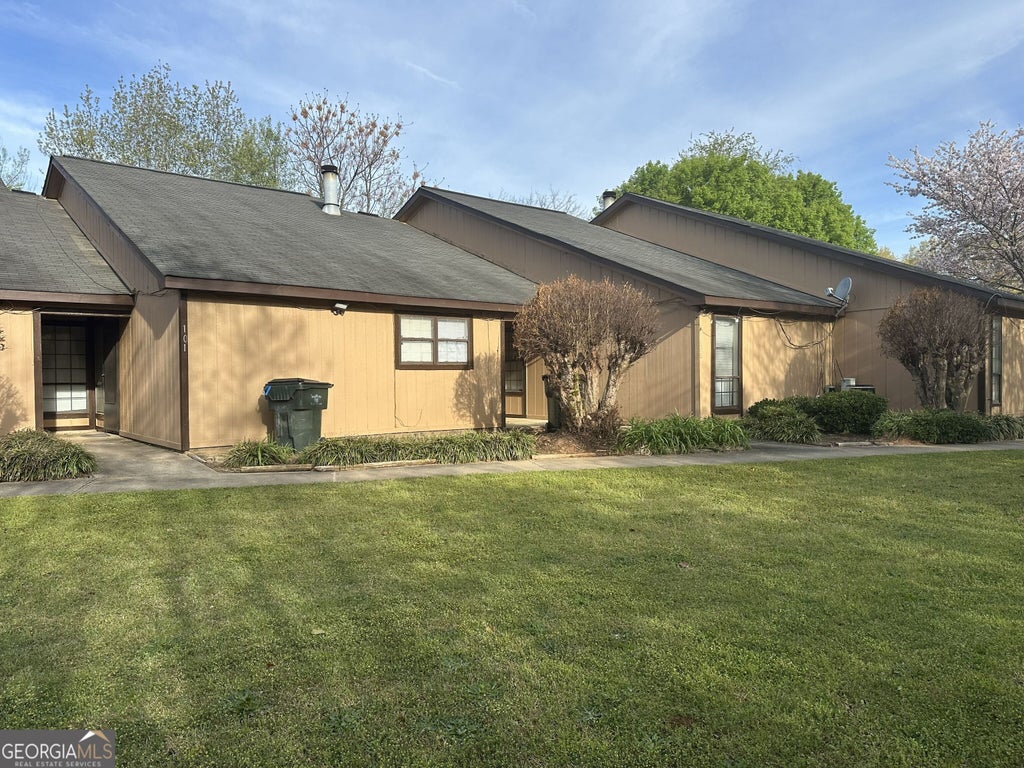 Photo of 99 Brookhaven Circle, Warner Robins, GA 31093 (MLS # 10875960)