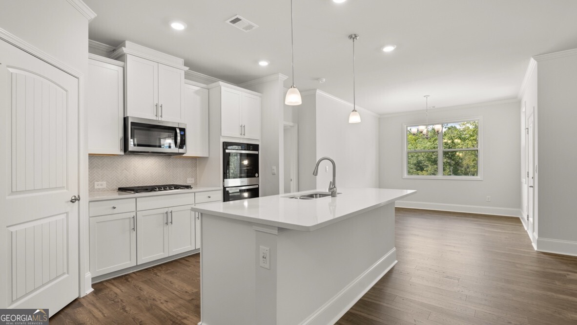 75 Lakeview PT