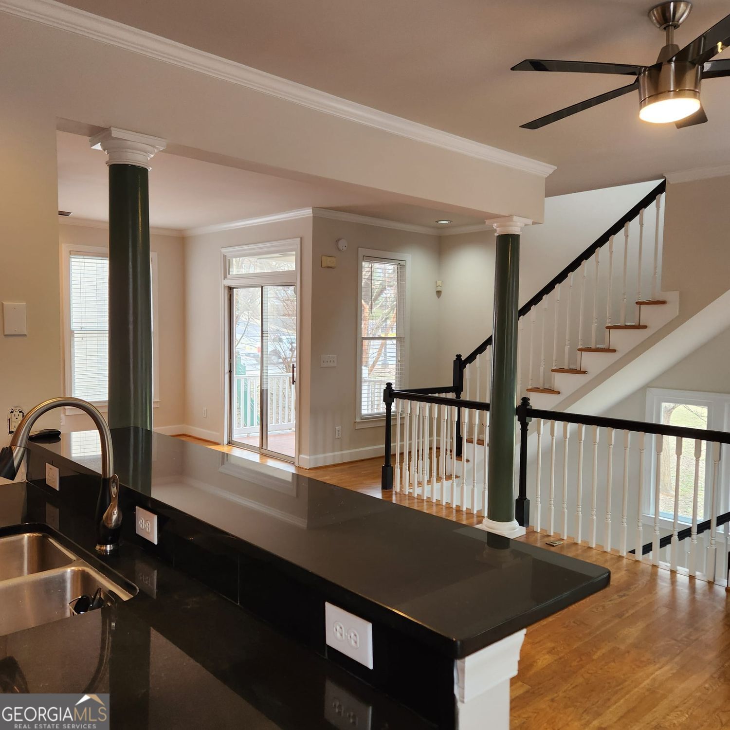 Atlanta, Georgia 30306, United States, 3 Bedrooms Bedrooms, ,4 BathroomsBathrooms,Residential,Active,228835