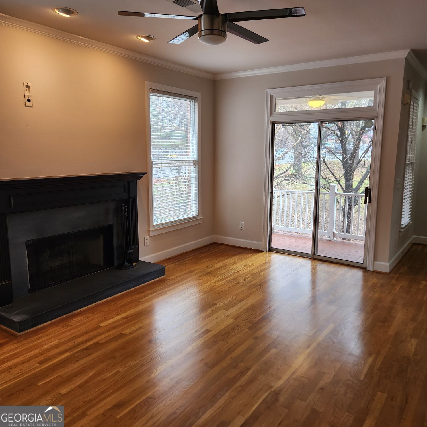 Atlanta, Georgia 30306, United States, 3 Bedrooms Bedrooms, ,4 BathroomsBathrooms,Residential,Active,228835