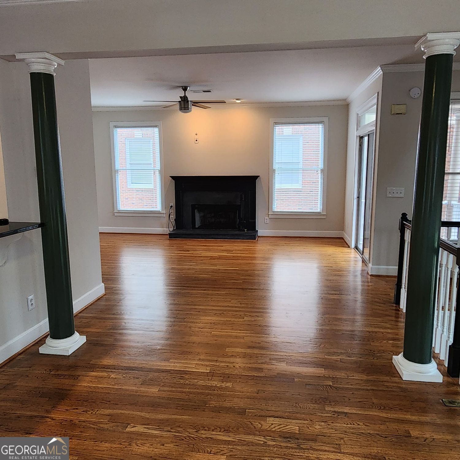 Atlanta, Georgia 30306, United States, 3 Bedrooms Bedrooms, ,4 BathroomsBathrooms,Residential,Active,228835