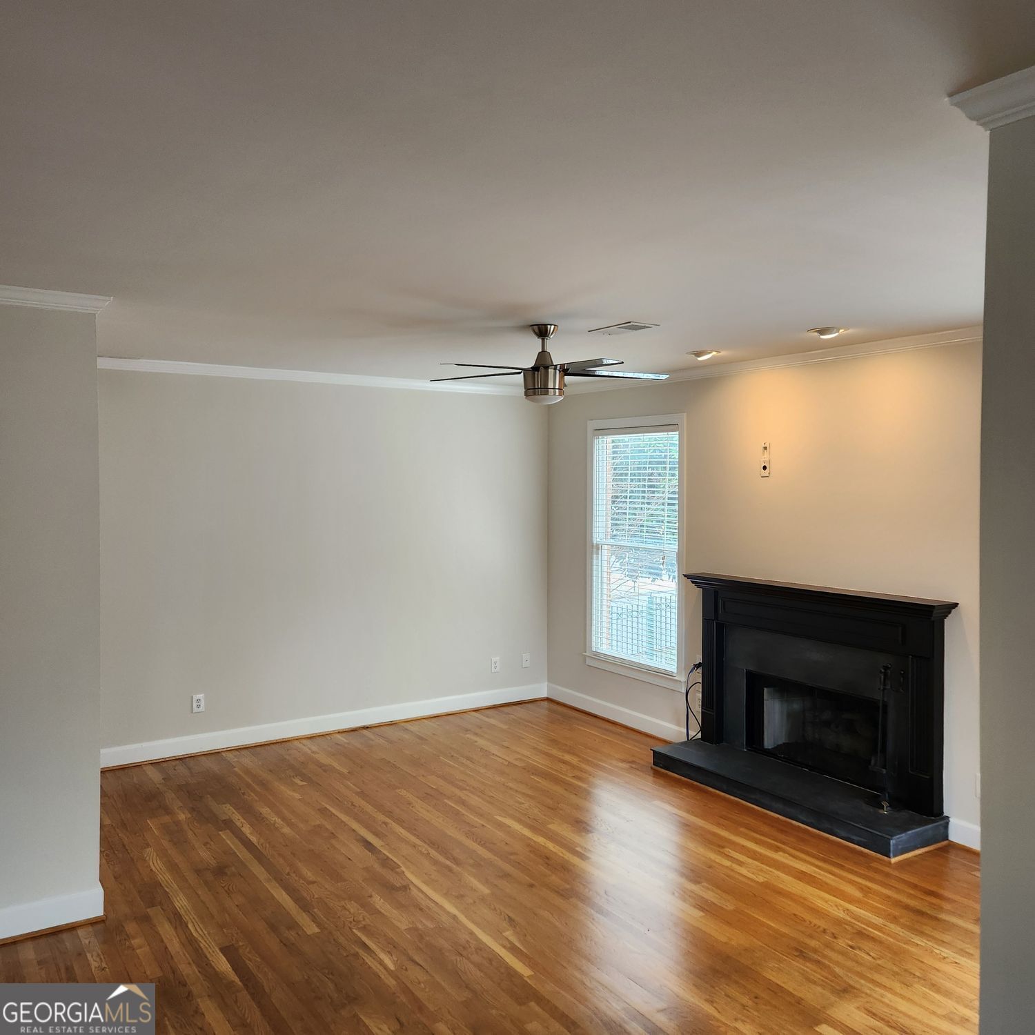 Atlanta, Georgia 30306, United States, 3 Bedrooms Bedrooms, ,4 BathroomsBathrooms,Residential,Active,228835