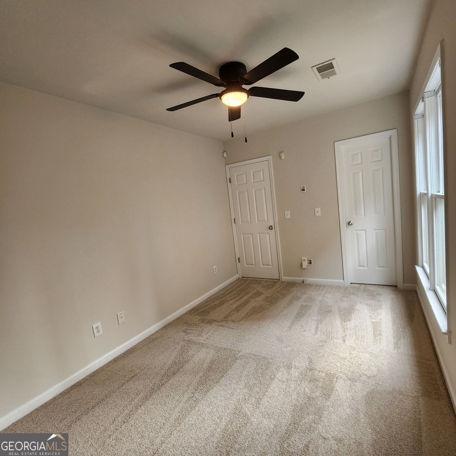 Atlanta, Georgia 30306, United States, 3 Bedrooms Bedrooms, ,4 BathroomsBathrooms,Residential,Active,228835