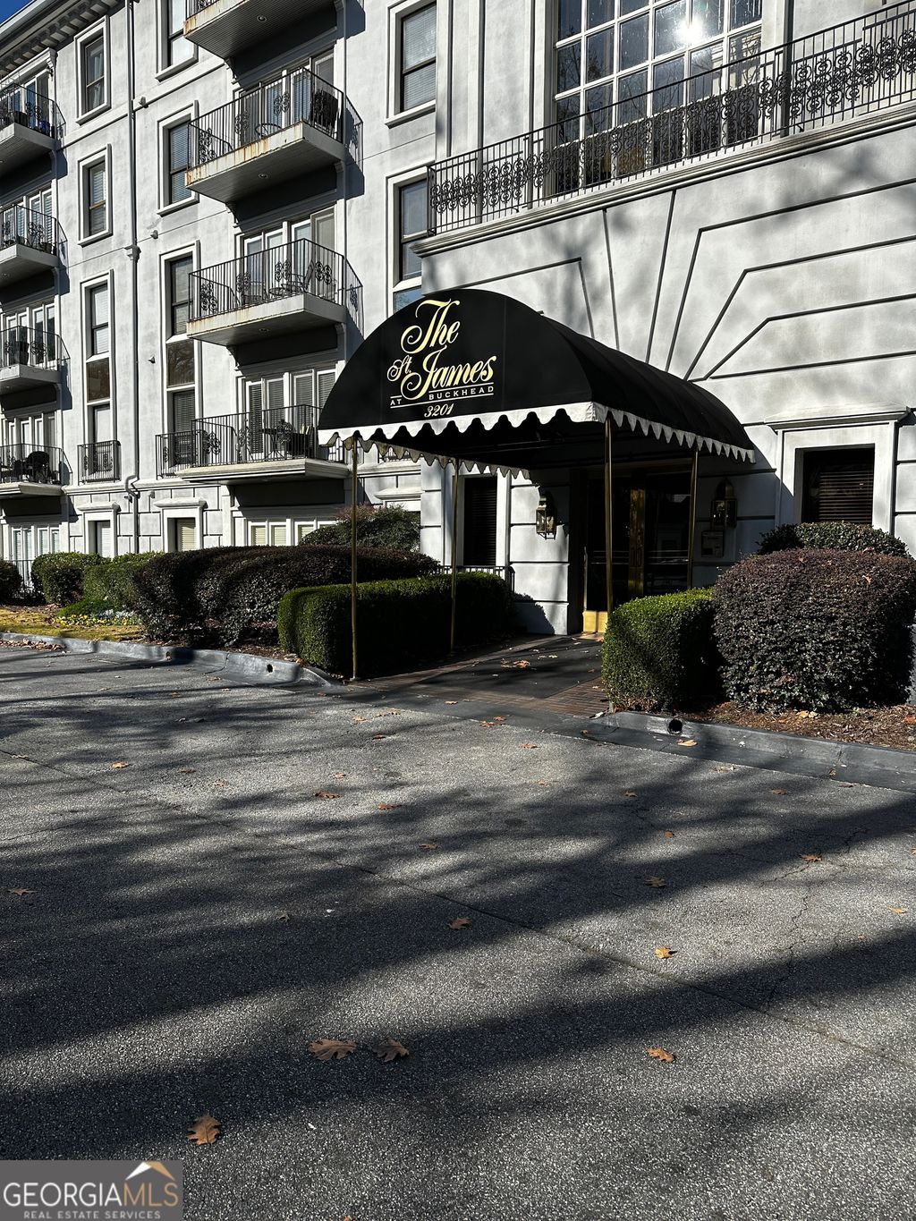 Photo of 3201 NE Lenox Road NE #20, Atlanta, GA 30324 (MLS # 10664502)