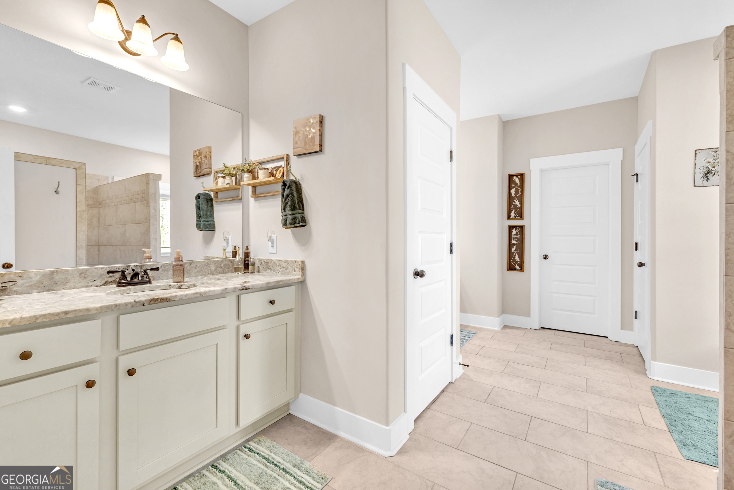 McDonough, Georgia 30252, United States, 4 Bedrooms Bedrooms, ,3 BathroomsBathrooms,Residential,Active,94852