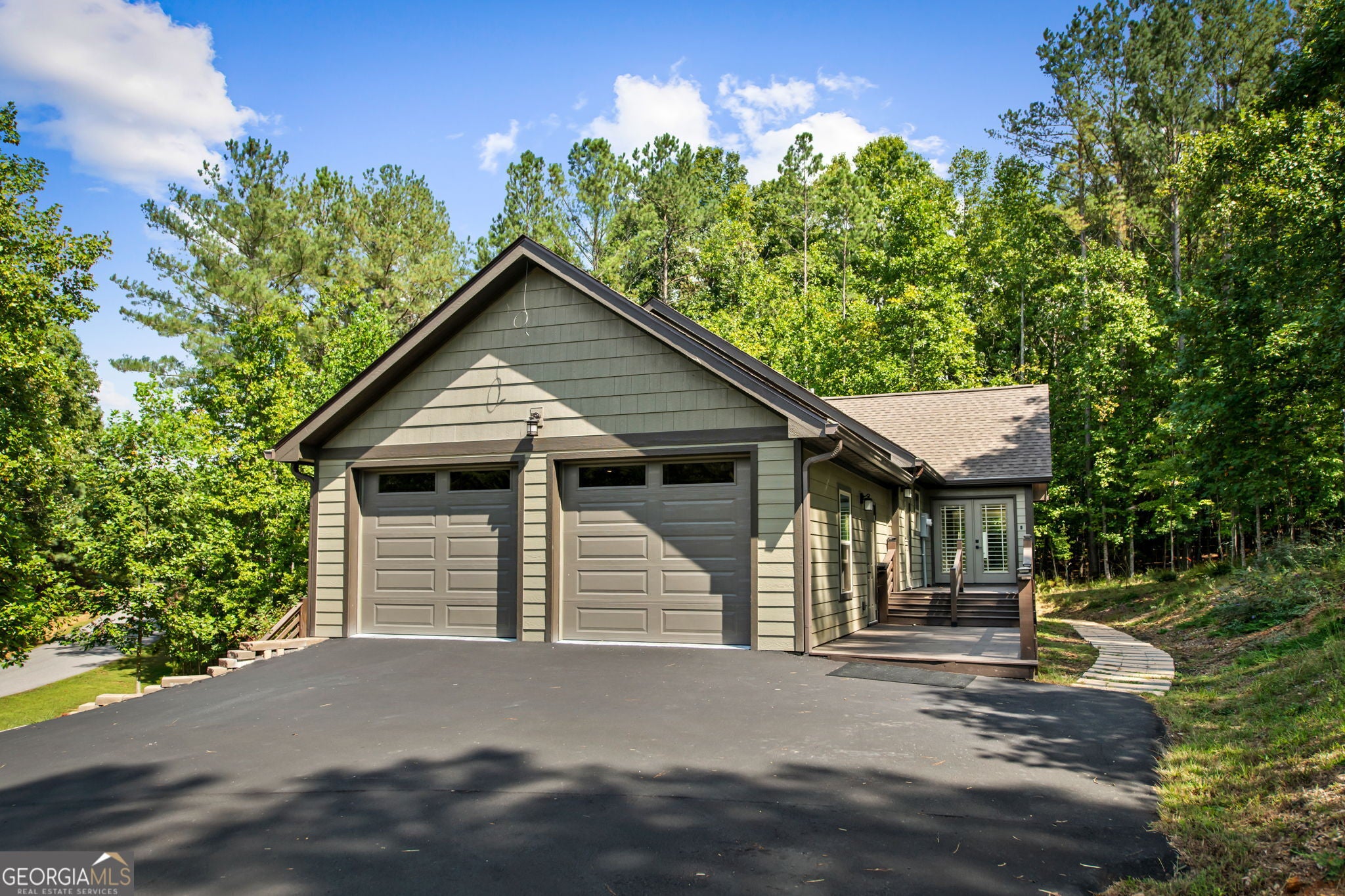 105 Loftis Mtn RD