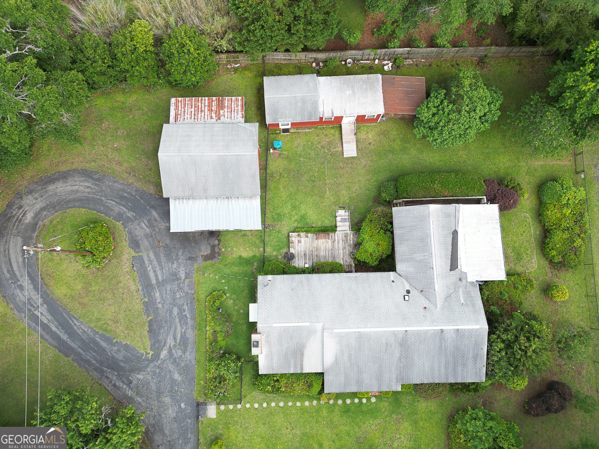 1796 Houston Lake RD
