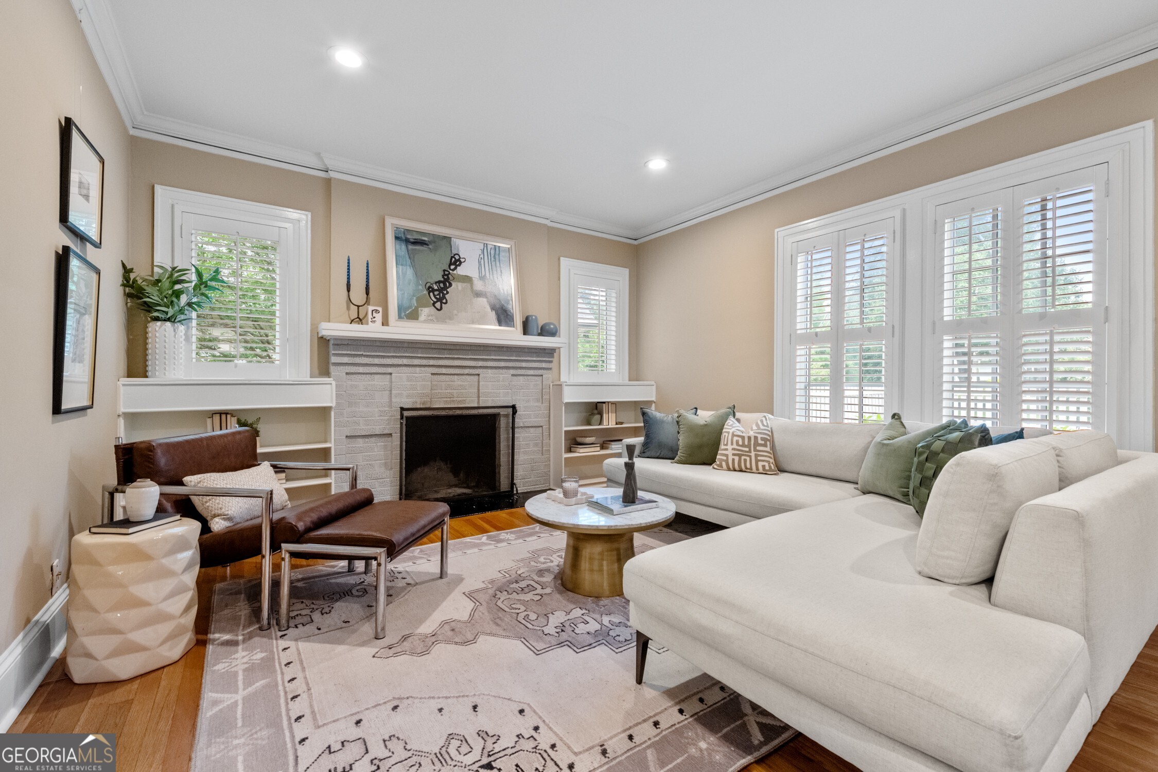 2048684327 Homes for Sale