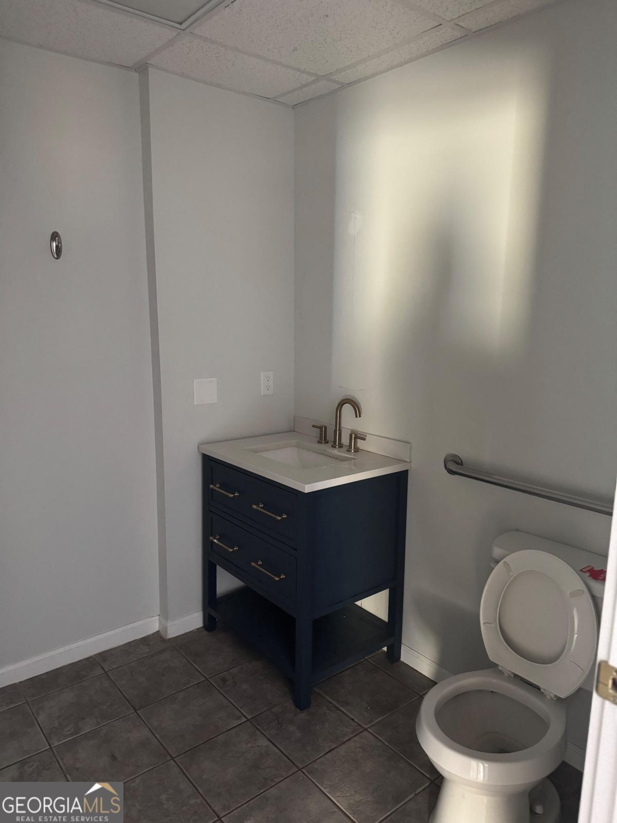 227 Keller ST