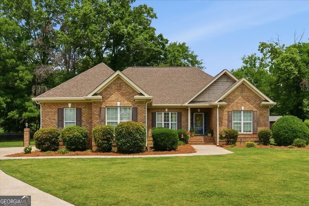 Photo of 4 Joy Lane, Cedartown, GA 30125 (MLS # 10769229)