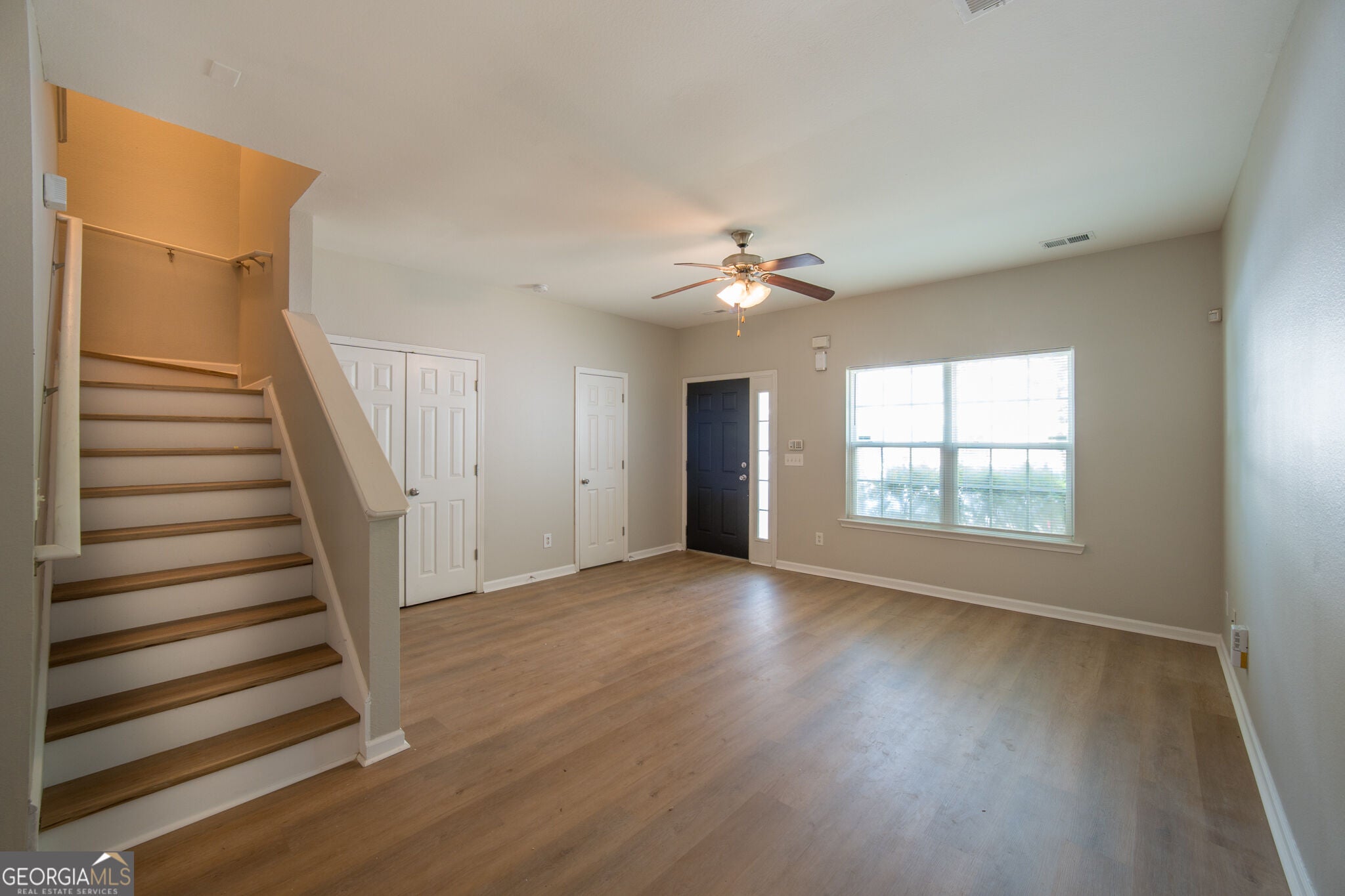 511 Creel LN