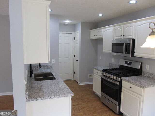 5815 Mountain Top PL