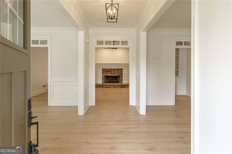 214 Chandler WALK